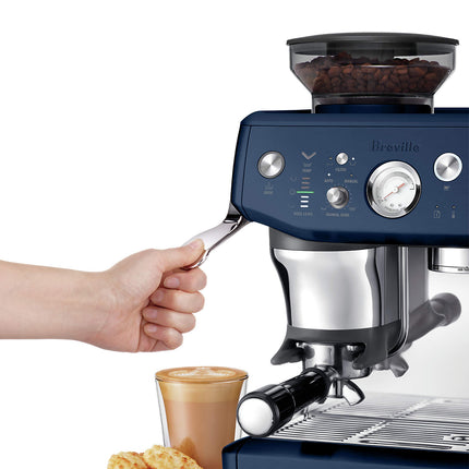 BREVILLE BES876DBL Barista Express Impress Espresso Coffee Machine with Smart Tamping, Grinder & Milk Froth for Home Cafe (SIlver) | 咖啡机 | Mesin Kopi-Silver