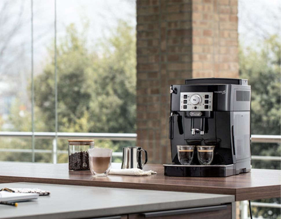 Delonghi Espresso Delonghi Magnifica Kaffemaskin Ecam22110b