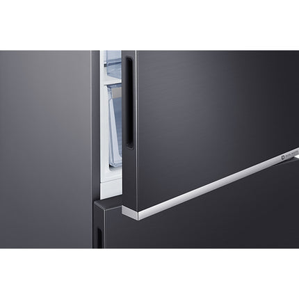 [FREE DELIVERY WITHIN KL] SAMSUNG RB30N4050S8/ME  /  RB30N4050B1/ME Bottom Mount Freezer with Optimal Fresh Zone RB30N4050S8ME / RB30N4050B1ME