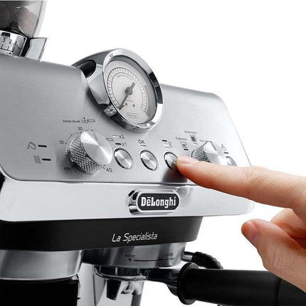 De'Longhi La Specialista Arte Pump Espresso Coffee Machines - EC9155.MB