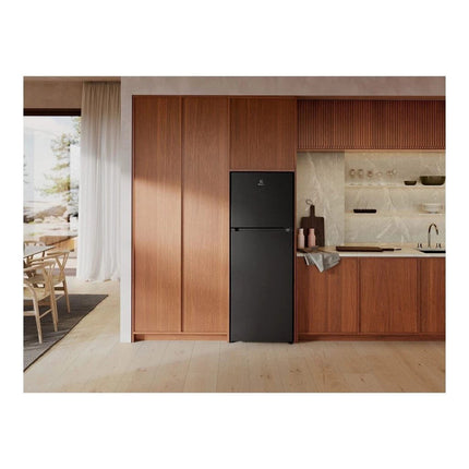 Electrolux 503L 700 Series AI AutoSense Top Freezer Inverter Fridge Refrigerator ETM5002C-B