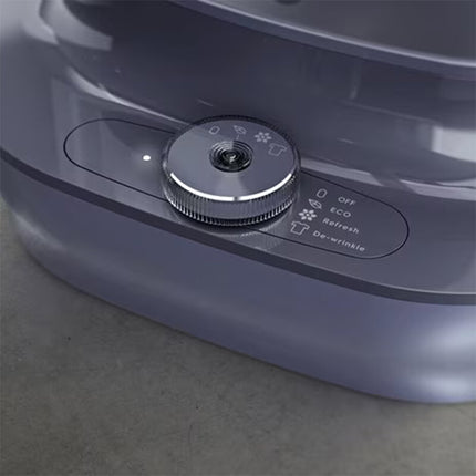 Elextrolux Steam Iron 1800W E5GS1-44MN UltimateCare 500 garment steamer - E5GS144MN