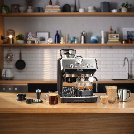 De'Longhi La Specialista Arte Pump Espresso Coffee Machines - EC9155.MB