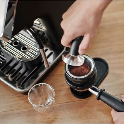 De'Longhi La Specialista Arte Pump Espresso Coffee Machines - EC9155.MB